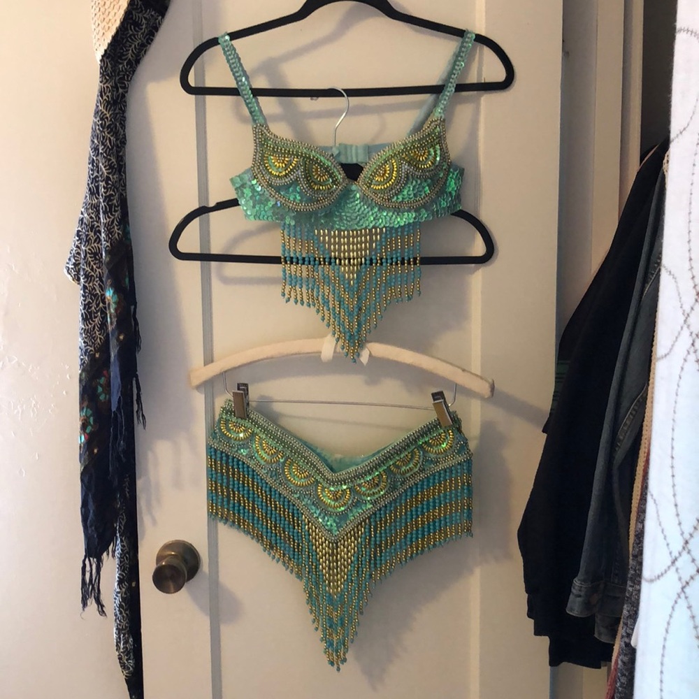 Belly dancer costume